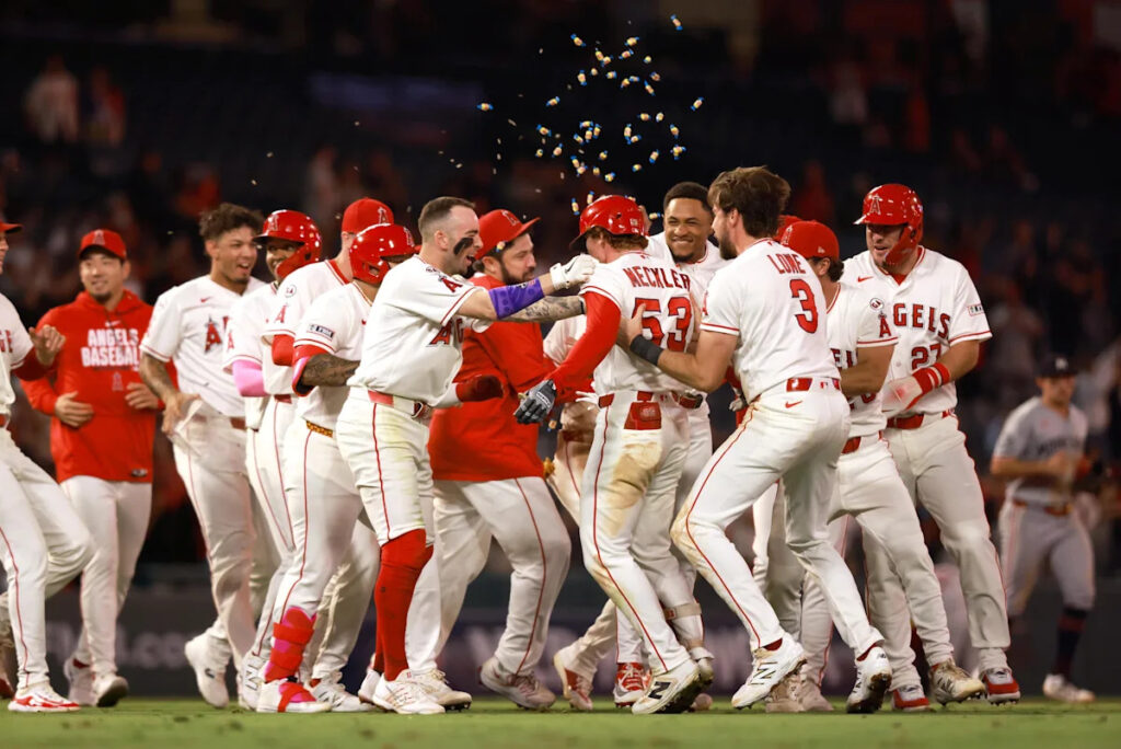 Angels 6, Twins 5: Mostly Dead Angels 6, Twins 5: Mostly Dead