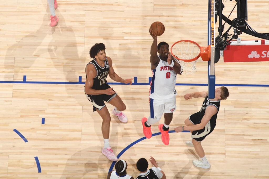 Bucks reportedly show interest in All-Star center Bucks reportedly show interest in All-Star center