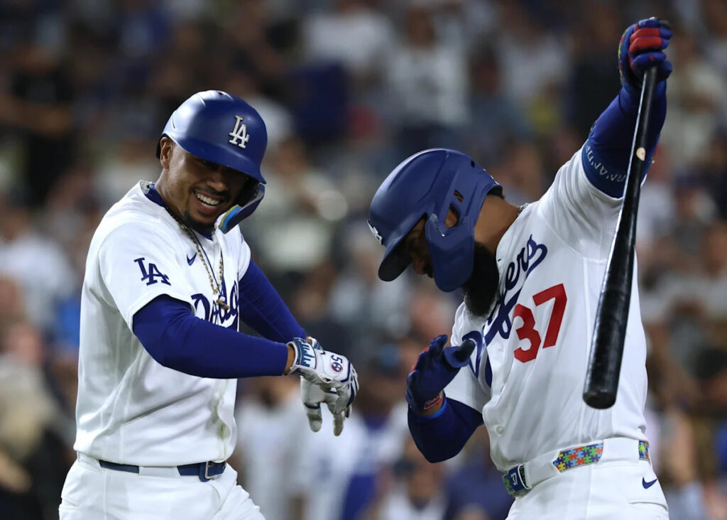 Dodgers sync up with legendary ‘4+1’ game with 4 home runs in 8th