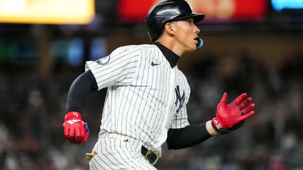Yankees erase a four-run deficit to beat the Rays in final regular season rumble