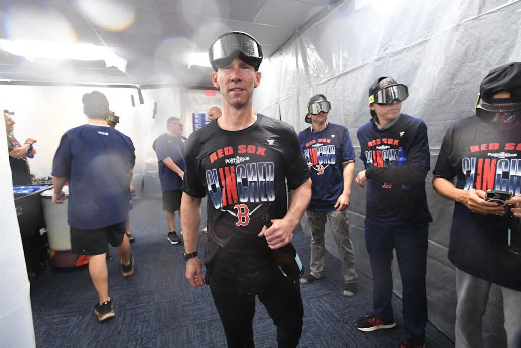 Red Sox News & Links: With playoffs secured, Craig Breslow takes a bow Red Sox News & Links: With playoffs secured, Craig Breslow takes a bow