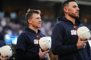 Gaslamp Ball Reacts Survey: Take your pick from pair of Padres aces Gaslamp Ball Reacts Survey: Take your pick from pair of Padres aces