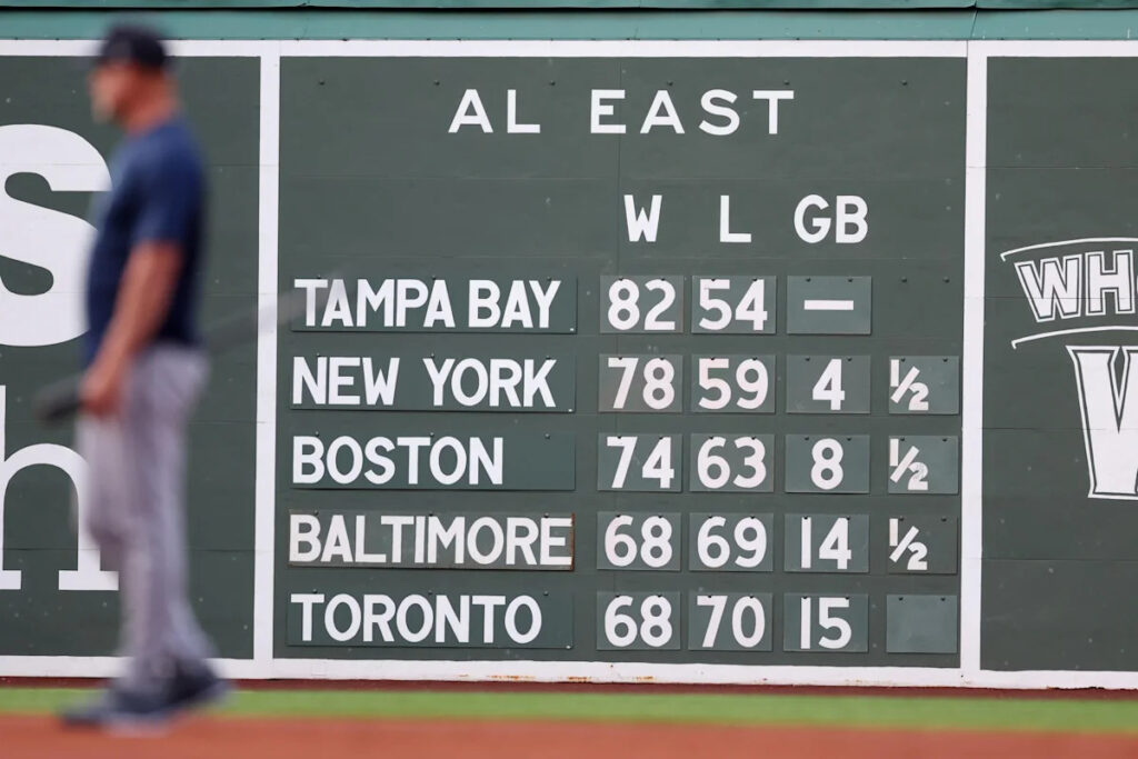 Should the Red Sox rest up for the playoffs or push to catch the Yankees? Should the Red Sox rest up for the playoffs or push to catch the Yankees?