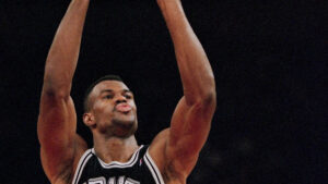 YouTube Gold: From Navy To San Antonio, David Robinson Was Brilliant YouTube Gold: From Navy To San Antonio, David Robinson Was Brilliant