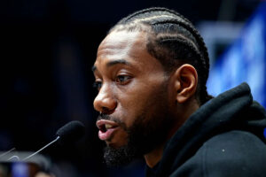 6 reactions to the Kawhi Leonard news: Raptors HQ staff reacts 6 reactions to the Kawhi Leonard news: Raptors HQ staff reacts