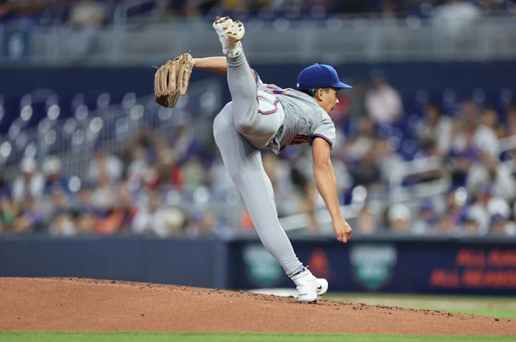 Mets capitalize on Marlins defensive miscues to earn Tong the win in his first start Mets capitalize on Marlins defensive miscues to earn Tong the win in his first start