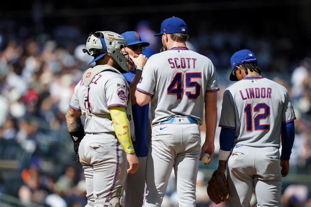Pair of solo homers down Mets in the Bronx