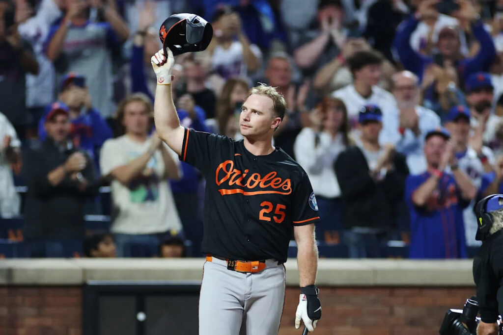 Pete Alonso brought the beer after Mets fans caught his 300th home run