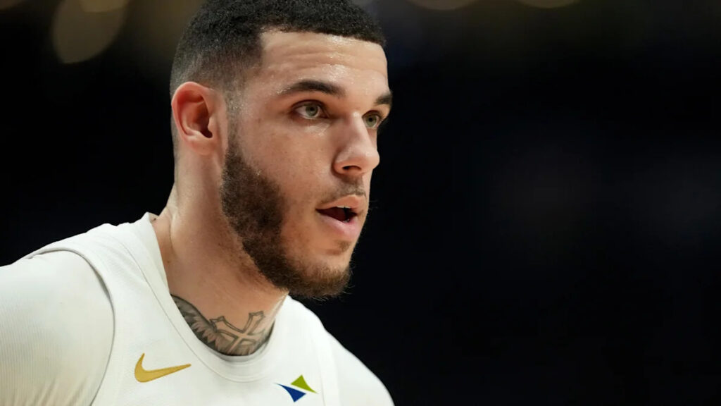 Lonzo Ball reflects on how devastating knee injury altered his career, shuts down retirement talk Lonzo Ball reflects on how devastating knee injury altered his career, shuts down retirement talk