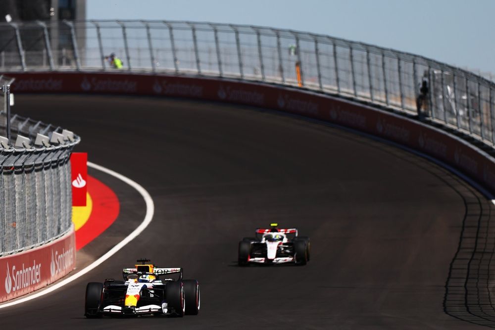Oliver Bearman, Haas F1 Team, Arvid Lindblad, Racing Bulls