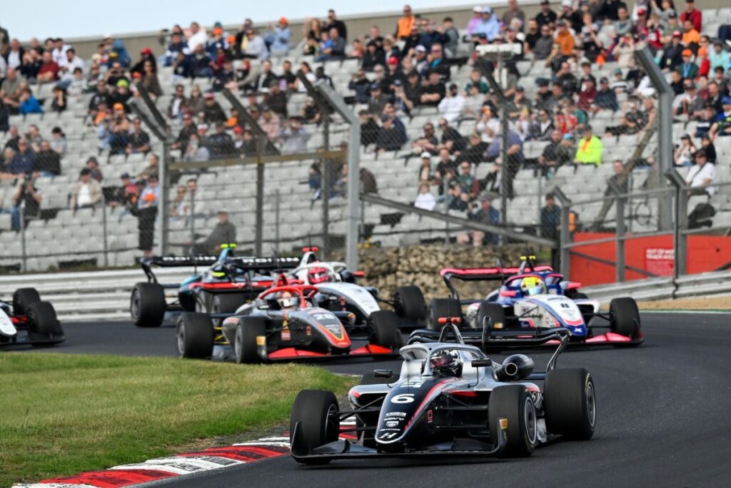 Fairclough keeps GB3 title hopes alive with dominant double at Brands Hatch Fairclough keeps GB3 title hopes alive with dominant double at Brands Hatch