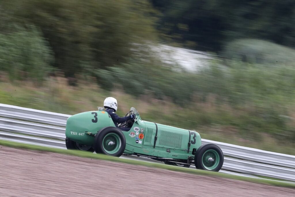 Gillies, Child and five-star Grant top Oulton Park Gold Cup Gillies, Child and five-star Grant top Oulton Park Gold Cup